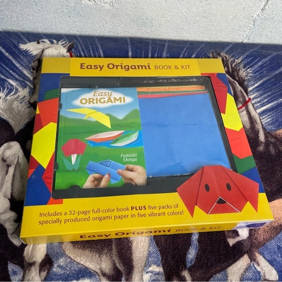 Easy Origami Book & Kit Includes Paper Sealed New! - Picture 1 of 2